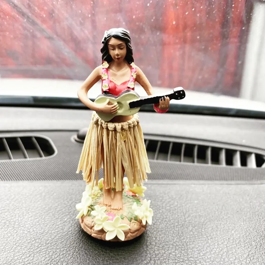 hula girl 04.webp