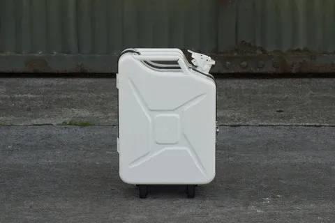 G-case white 2.webp