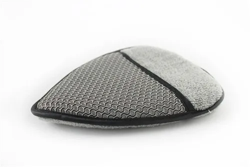 MICROFIBER WHEEL WEDGE & RIM DETAILER 3.webp