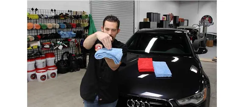 HAPPY ENDING EDGELESS MICROFIBER TOWEL2.webp