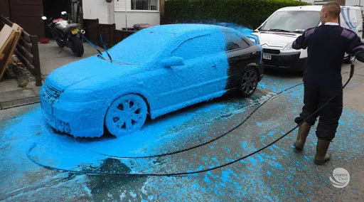 Blue Snow Foam Shiny Garage 2.webp