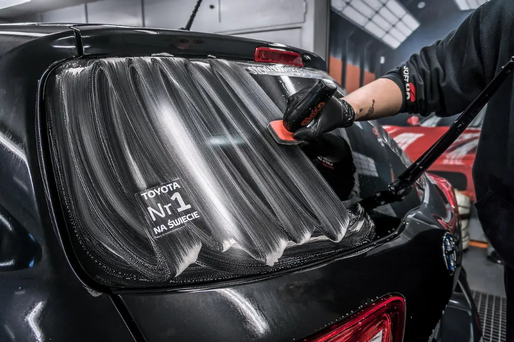 GLACO COMPOUND 3.webp